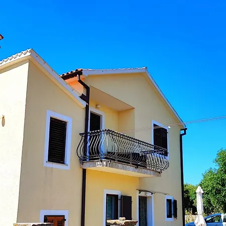 Olea Apartment