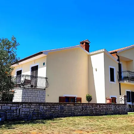 Apartment Olea *