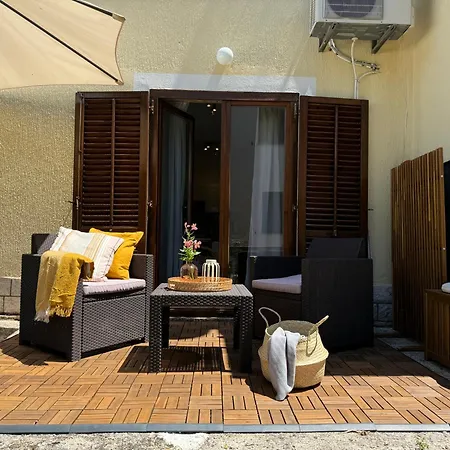 Olea Apartment